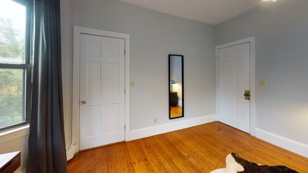 Photo of "#419-1A: Queen Bedroom A" home