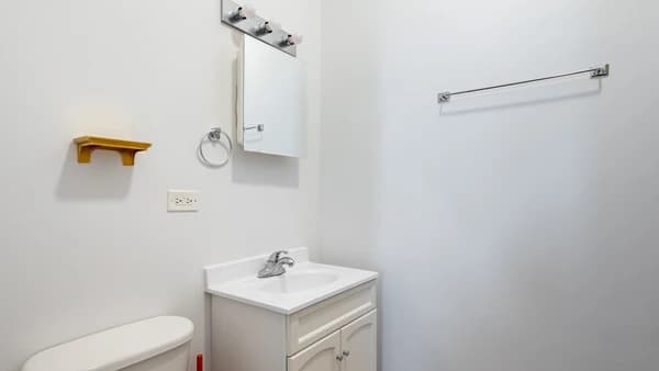 Preview 3 of #4976: Full Bedroom C w/Private Bathroom at June Homes