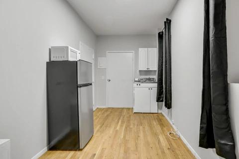 Preview 1 of #906: Lincoln Square at June Homes