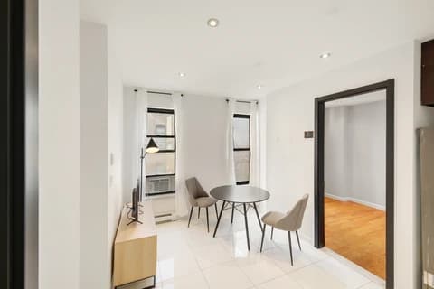 Preview 1 of #761: Upper West Side at June Homes