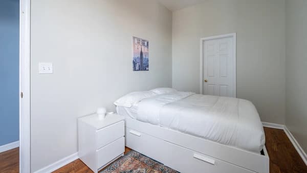 Preview 2 of #4976: Full Bedroom C w/Private Bathroom at June Homes