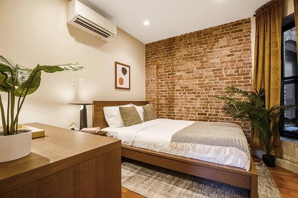 Preview 0 of #222: Queen Bedroom A w/Private Bathroom at June Homes