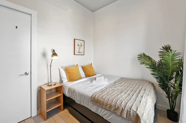 Preview 1 of #999: Full Bedroom 3D at June Homes