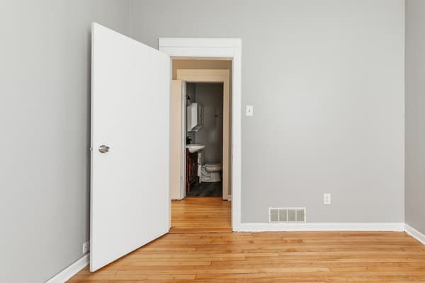 Photo of "#1330-B: Full Bedroom B" home
