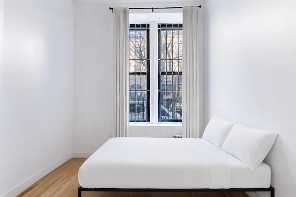 Preview 4 of #1683: Hamilton Heights at June Homes