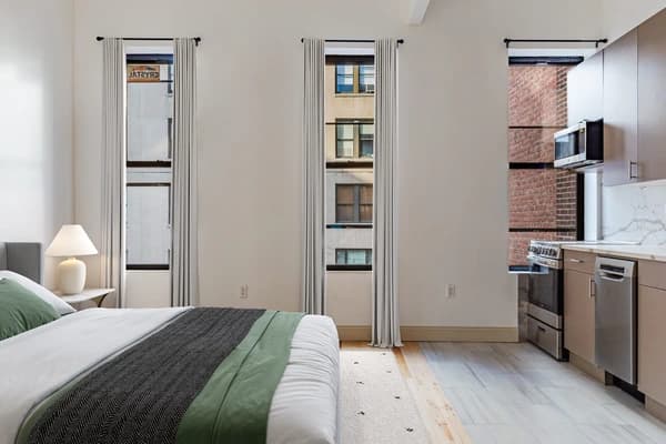 Preview 4 of #1708: Upper West Side at June Homes