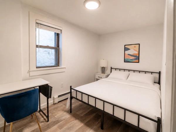 Preview 0 of #1752: Queen Bedroom C at June Homes