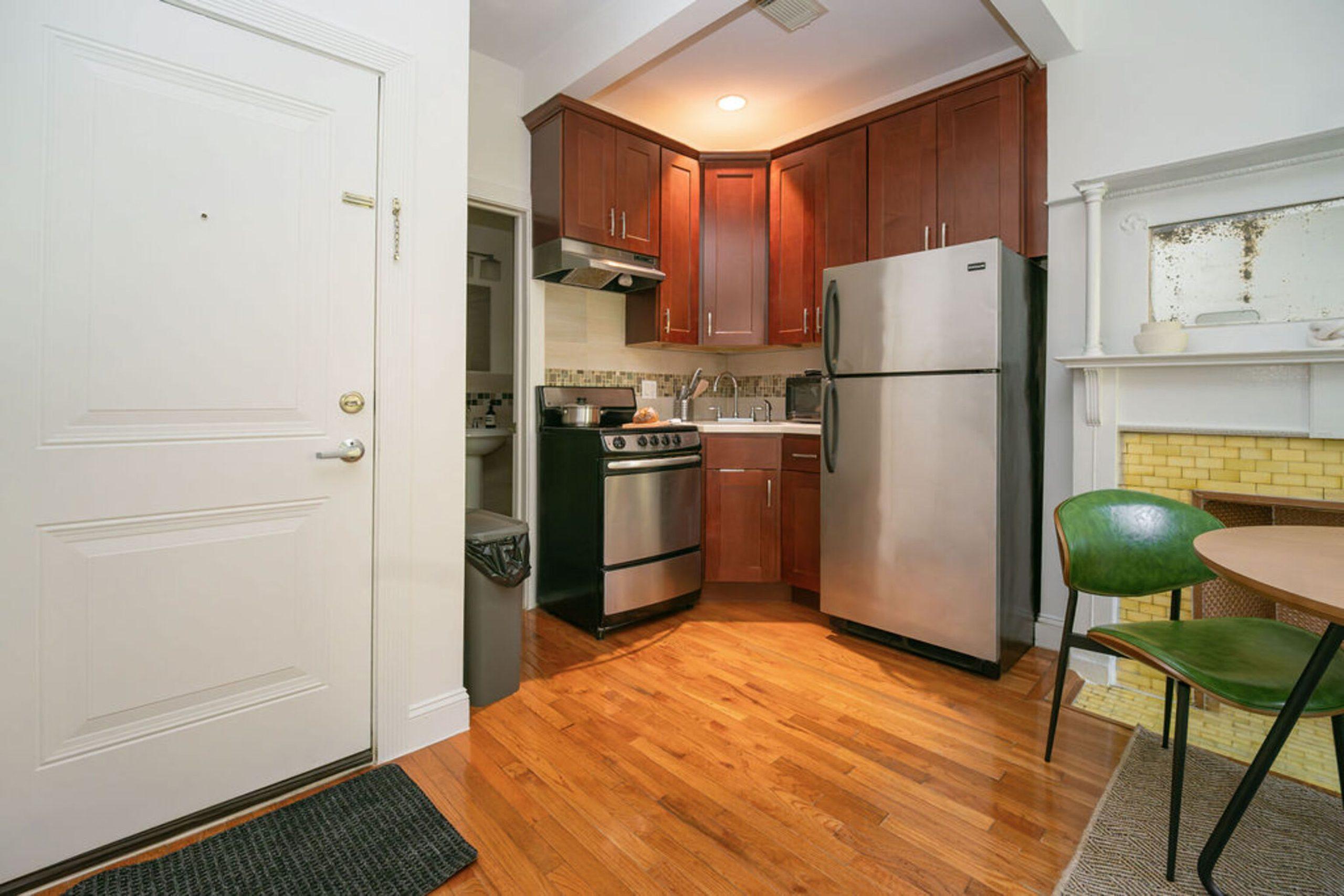 Photo 4 of #1790: Central Harlem at June Homes