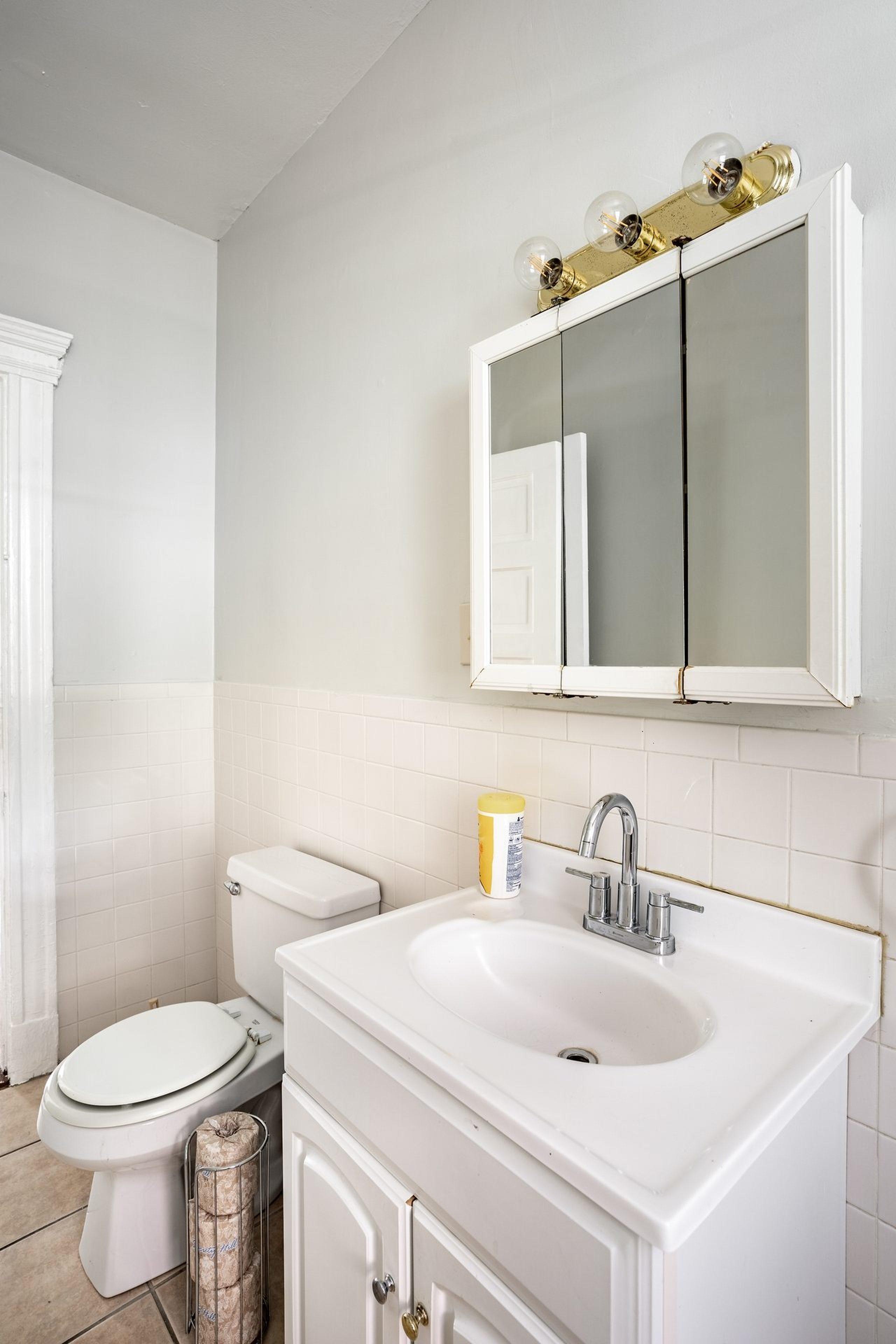 Photo 8 of #1923: Queen Bedroom D at June Homes