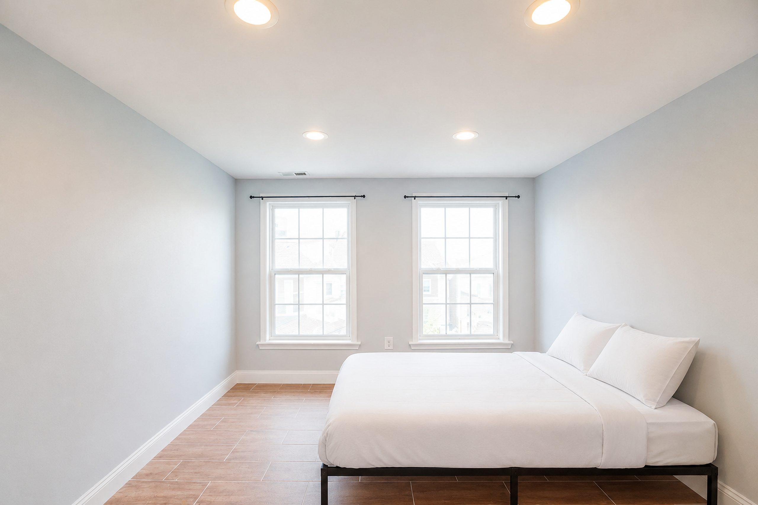 Photo 1 of #1811: Queen Bedroom F w/Private Bath at June Homes