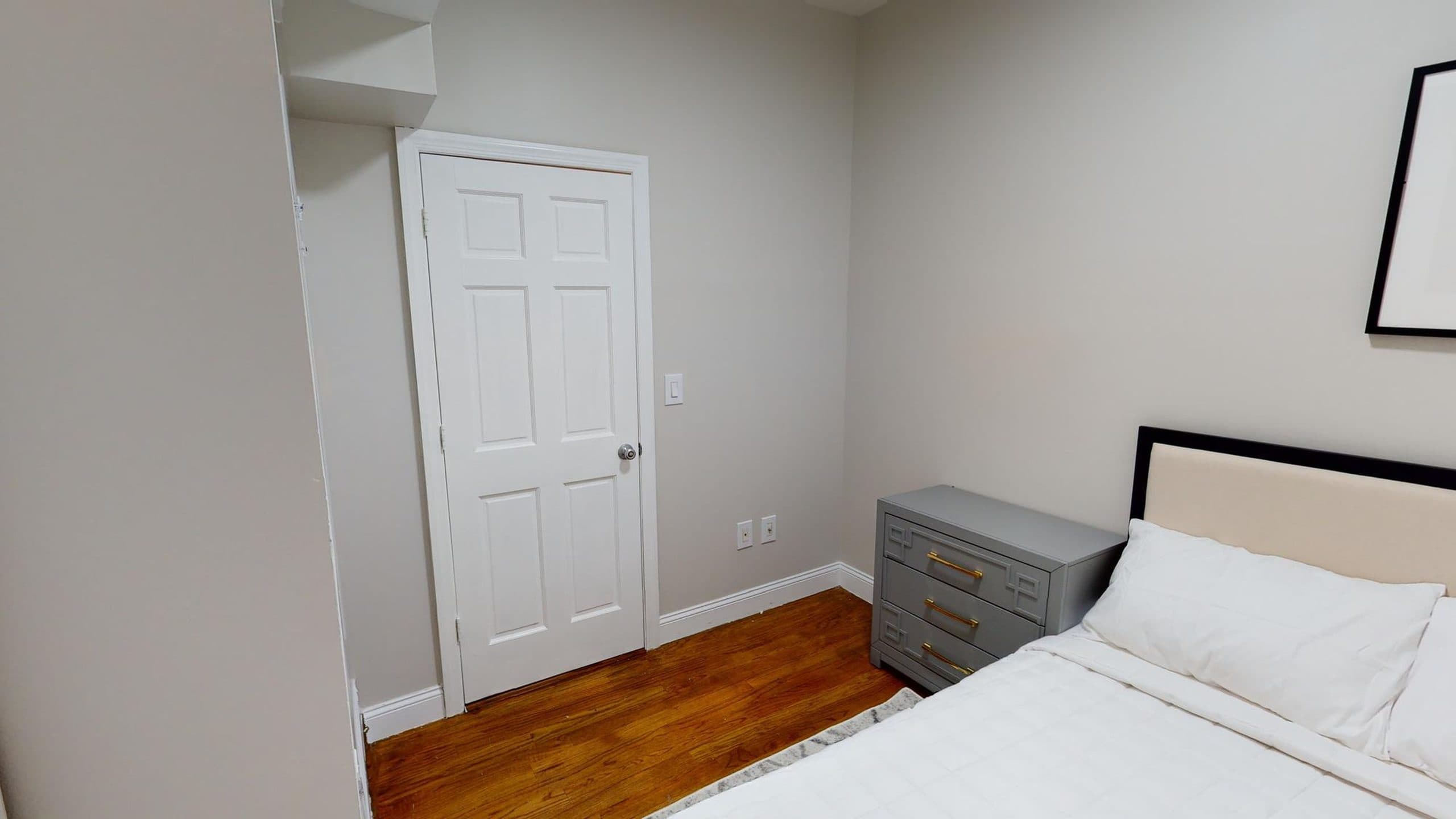 Photo 2 of #4010: Full Bedroom B at June Homes