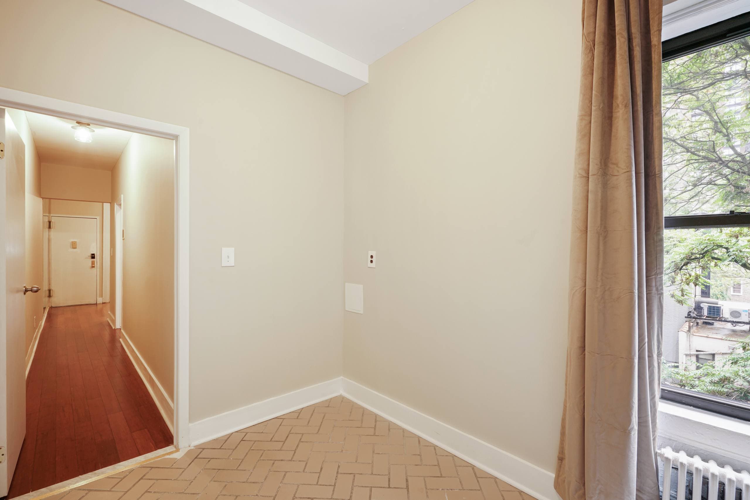 Photo 7 of #1326: Twin Bedroom C w/Private Bathroom at June Homes