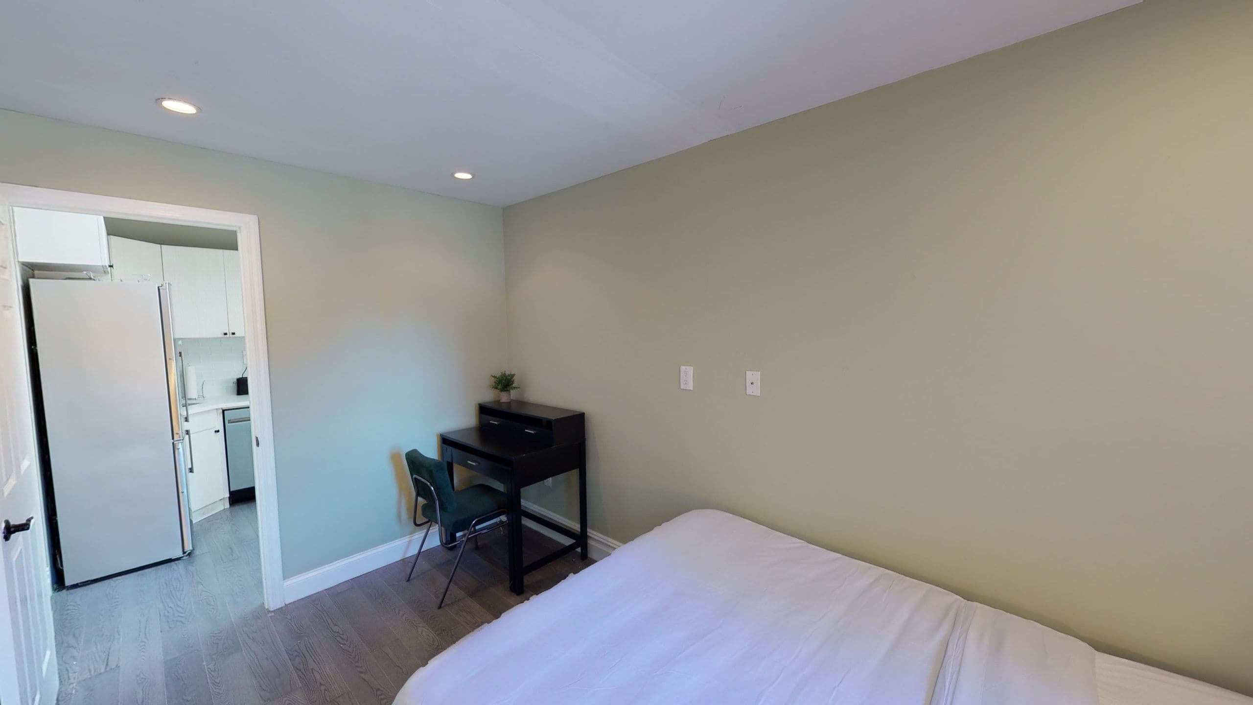 Photo 27 of #1530: Queen Bedroom A at June Homes
