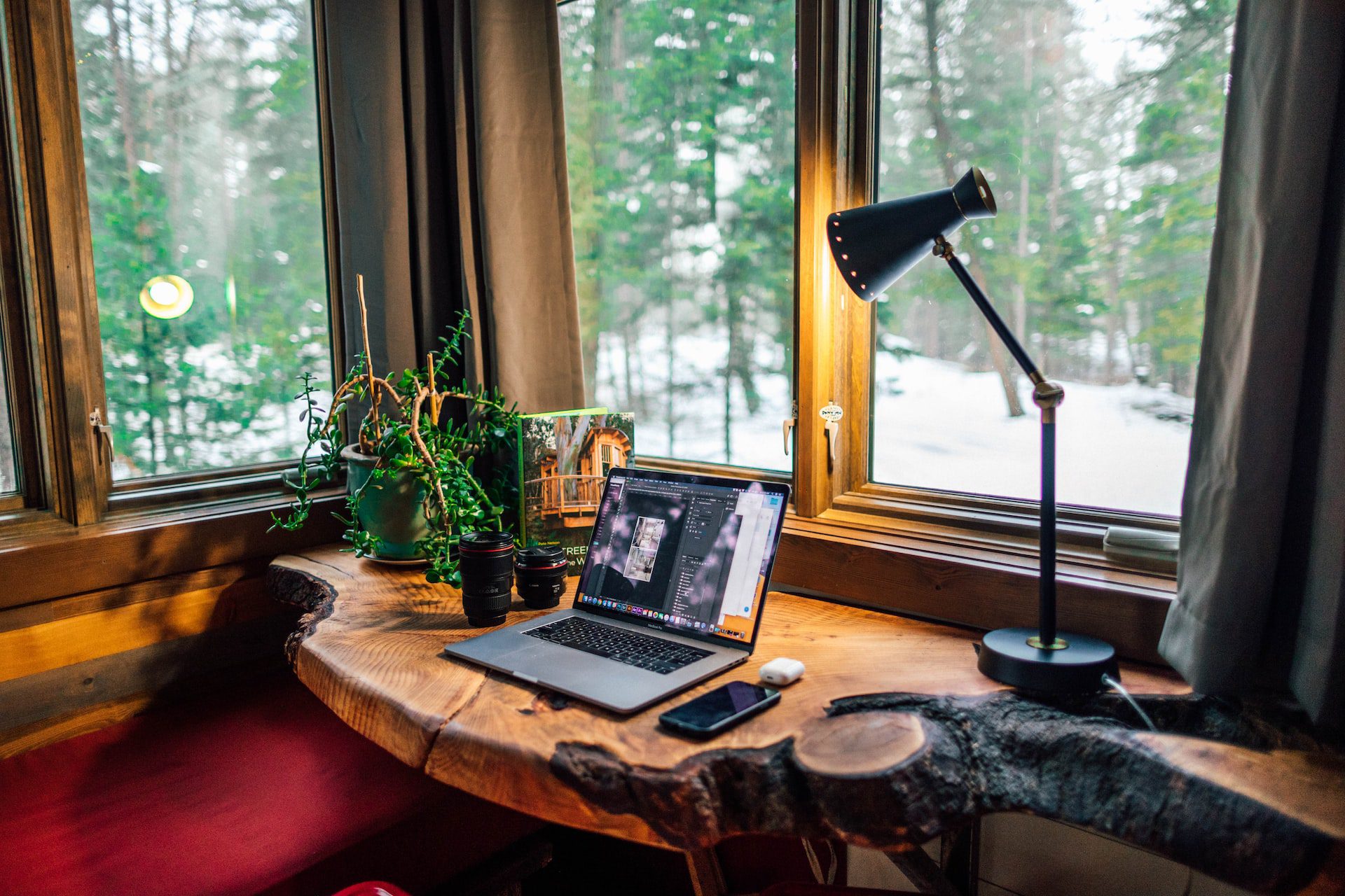 Renting for Remote Workers 101: The Essential Guide