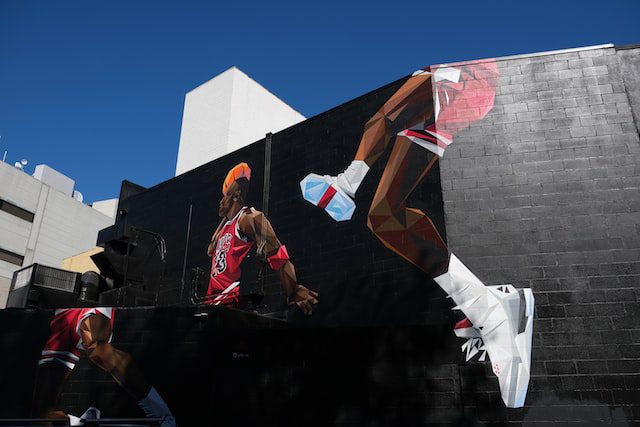 Michael Jordan Streetart painted o the black wall