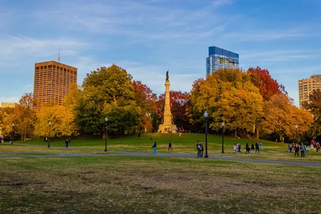 The 24 Pros and Cons of Living in Boston, Massachusetts