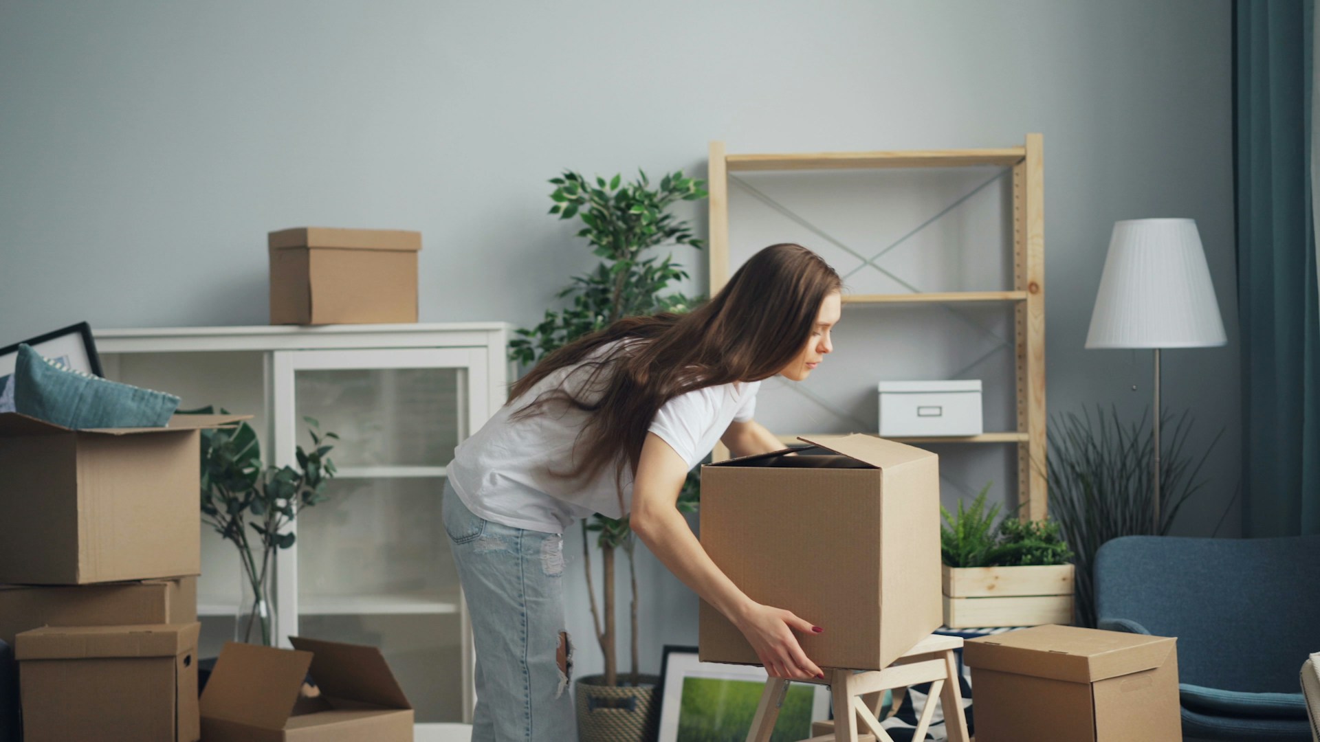 Flexible Living as a Career Advantage: Move for Projects Without Hassle