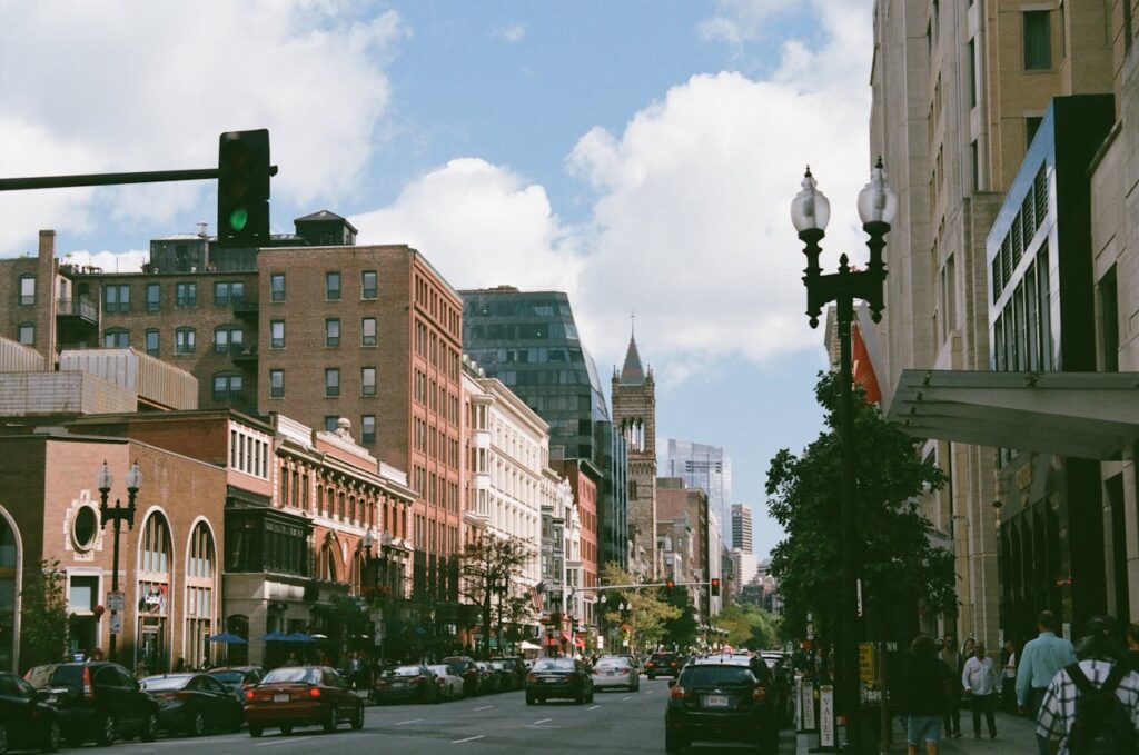 How to Find Roommates in Boston: Your Complete 2025 Guide - Main Picture